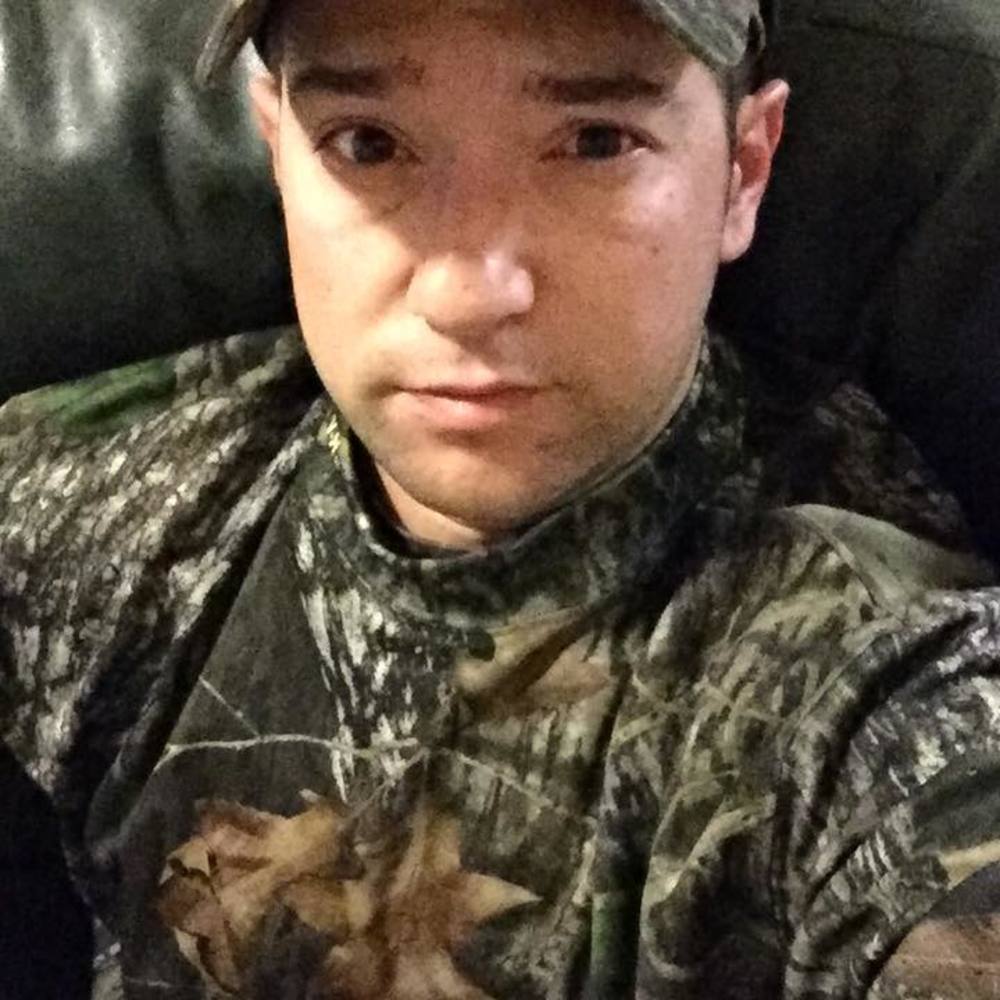 Meet your Posher, Levi